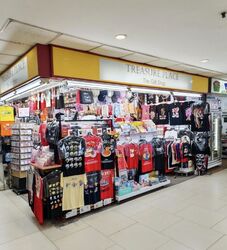 Lucky Plaza (D9), Retail #527643071